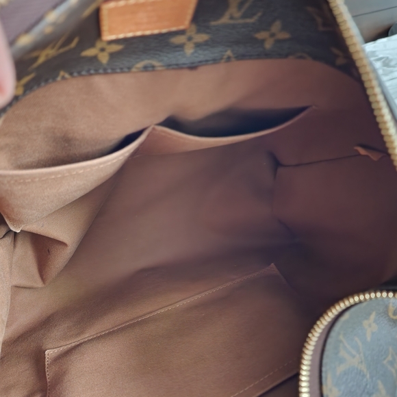 Louis Vuitton MM Monogram Sully - Picture 3 of 8